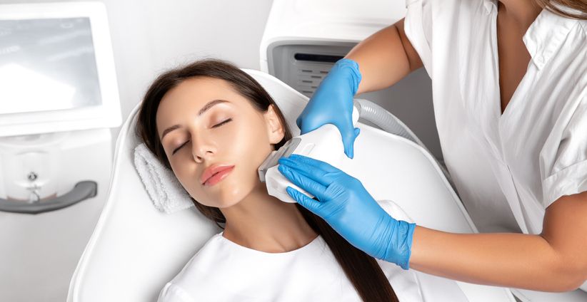 This Laser Resurfacing Treatment Is All You Need for a Spotless and Brighter Face!